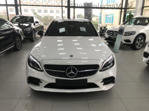 Thị trường ô tô Việt: Cập nhật giá bán mới nhất cho các mẫu xe Mercedes-Benz