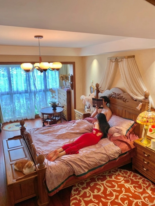 5 lỗi phong thủy phòng ngủ khiến vợ chồng dễ cãi nhau, ngủ chung mà như cách vách