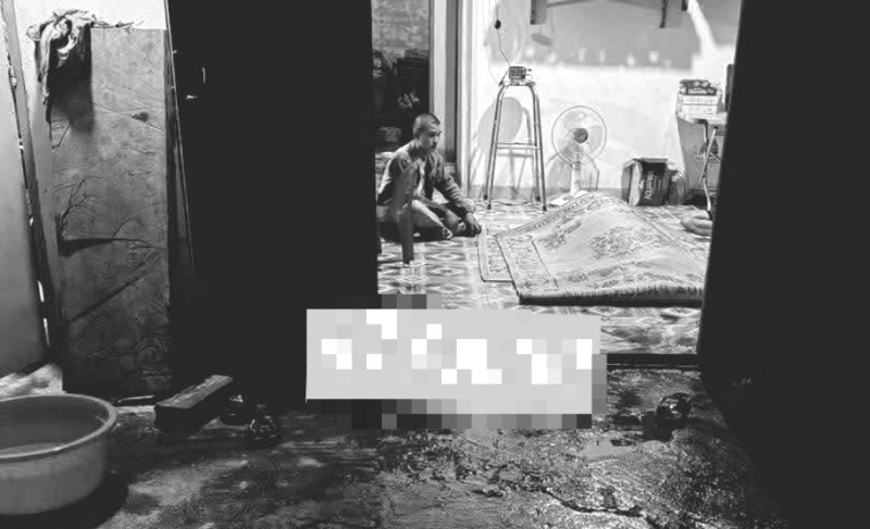 Nghi án con trai chém cha tử vong rồi treo cổ tự tử