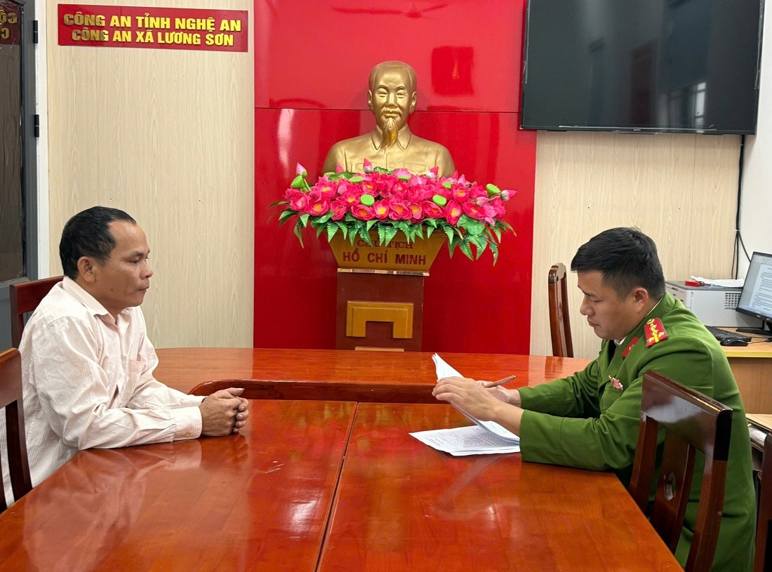 Công an xã Lương Sơn nhanh chóng xác minh, triệu tập đối tượng hành hung tài xế xe buýt