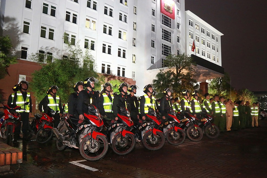 Công an tỉnh Nghệ An ra quân tuần tra vũ trang, phòng chống thanh, thiếu niên gây rối an ninh trật tự và vi phạm an toàn giao thông