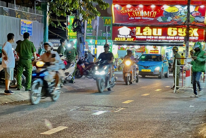 Đâm chết chồng chủ quán nước chỉ vì mâu thuẫn xin nước đá