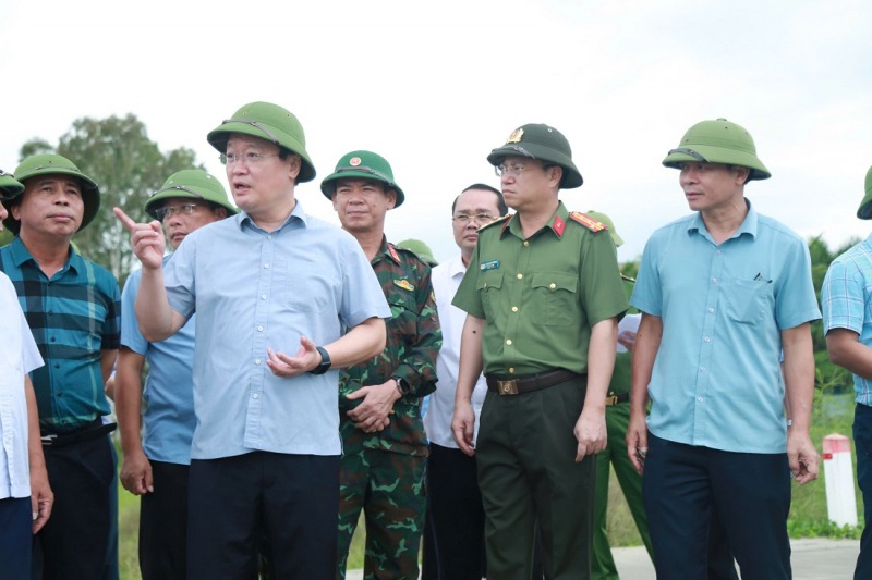 Nghệ An: Di dời 10.242 hộ với 39.476 người dân ven biển