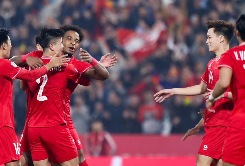 Được xử thắng Malaysia, vì sao ĐTQG Việt Nam vẫn tụt hạng?