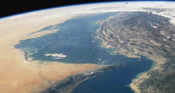 Eo biển Hormuz trở thành vũ khí mạnh nhất của Iran như thế nào?