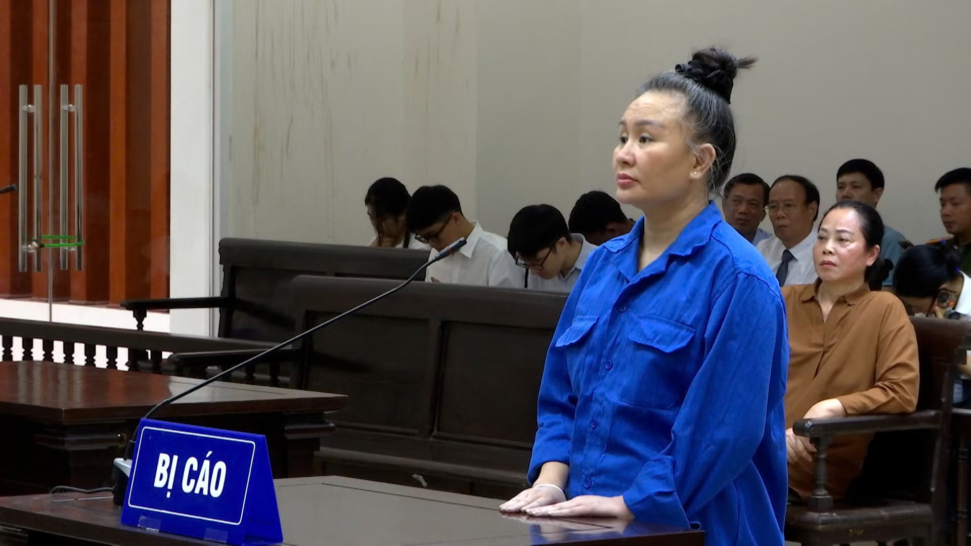 Nữ bị cáo môi giới bất động sản chiếm đoạt gần 230 tỷ đồng bị y án chung thân