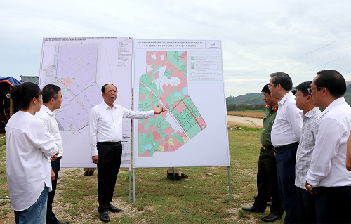 Lãnh đạo UBND tỉnh kiểm tra tình hình triển khai dự án Khu công nghiệp Hoàng Mai II