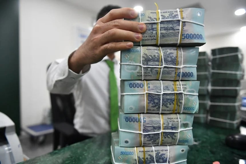 Vì sao người dân lại thích nắm giữ và tiêu tiền mặt?