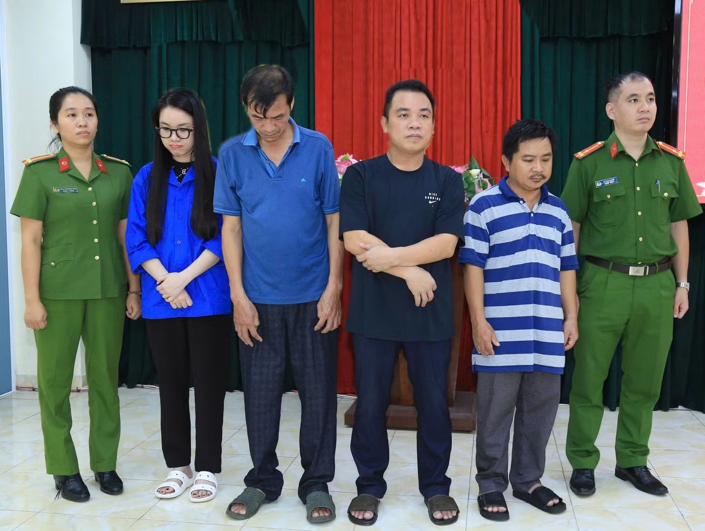 Lật tẩy đường dây mua bán trái phép hóa đơn khống trên 5.000 tỷ đồng