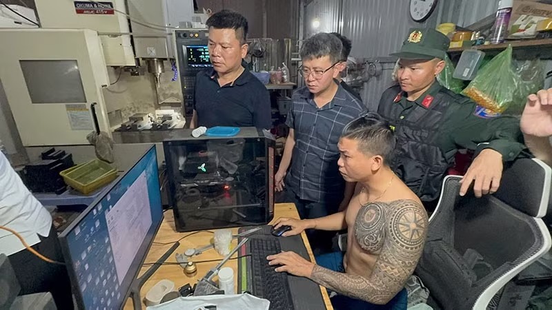 Công an Hà Tĩnh triệt xóa 2 cơ sở sản xuất v.ũ k.hí quân dụng quy mô lớn