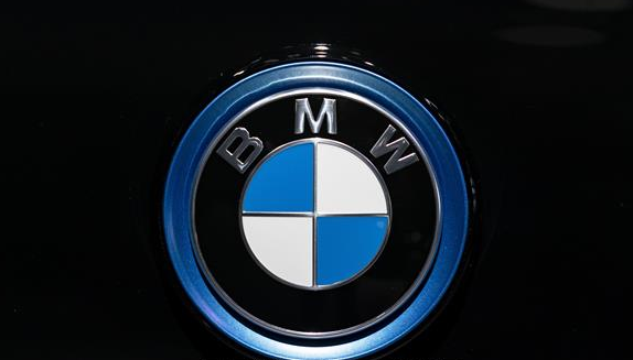 BMW triệu hồi gần 11.000 xe tại Nam Phi do nguy cơ cháy nổ