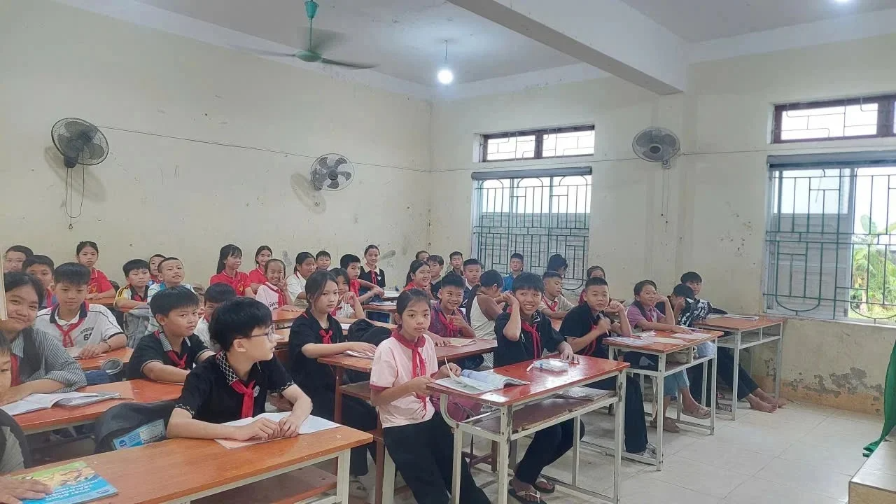 Lượng học sinh tăng đột biến, Nghệ An bổ sung 3.400 chỉ tiêu vào lớp 10