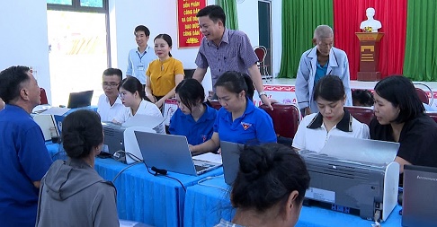Nghệ An đưa cán bộ xuống tận khối, xóm, bản