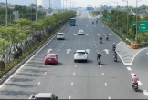 Tài xế xe máy coi thường mạng sống, lao vun vút trên cao tốc Hà Nội - Hải Phòng