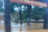 Hàng nghìn học sinh huyện miền núi Hà Tĩnh phải nghỉ học vì mưa lớn