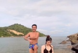 Lộc Fuho gây chú ý khi đăng clip đi biển bên người đẹp