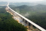 Cao tốc Diễn Châu - Bãi Vọt gấp rút hoàn thiện trước ngày thông xe