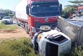 Hà Tĩnh: Tai nạn liên hoàn, 3 xe ô tô bị hư hỏng