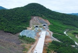 Khám phá hầm xuyên núi 1.000 tỷ đồng trên cao tốc qua Hà Tĩnh