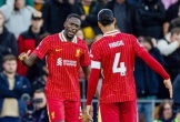 Liverpool chiếm ngôi đầu sau chiến thắng căng thẳng trước Wolves