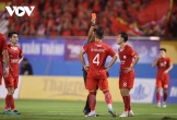 Cầu thủ sắp nhập tịch Việt Nam bị treo giò ở V-League