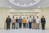 Đường dây sản xuất gần 20.000 chai nước hoa giả thương hiệu nổi tiếng