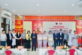 Vụ dùng dao tấn công làm 7 người bị thương: Khen thưởng các nữ điều dưỡng và cá nhân dũng cảm