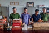 Công an Nghệ An bắt giữ tài xế container vận chuyển pháo nổ và ma túy