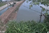 3 thiếu niên bị điện giật bên bờ kênh: Tiếng la hét khiến cả xóm kinh sợ, lao ra ngoài