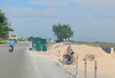 Dự án đường 500 tỉ đồng thi công “chắp vá” do vướng mặt bằng