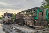 Xe tải và container bốc cháy sau va chạm mạnh, một người tử vong