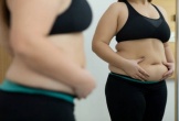 Nguyên nhân gì khiến bạn tăng cân chỉ sau một đêm?