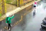 Danh tính nữ cán bộ phường chặn đường, đẩy ngã và tấn công người giữa ban ngày