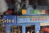 Cháy trung tâm mua sắm điện máy, hai mẹ con tử vong