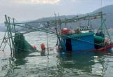 Tàu cá của ngư dân Nghệ An bị chìm trên biển