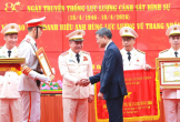 Giám đốc Công an TP Hà Nội Nguyễn Thanh Tùng nhận danh hiệu Anh hùng Lực lượng vũ trang nhân dân