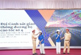 Đội Cảnh sát giao thông đường bộ cao tốc số 4 tuyên truyền an toàn giao thông tại Nghệ An