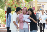 Thí sinh Nghệ An hoàn thành ngày thi đầu tiên vào lớp 10, đề tiếng Anh vừa sức