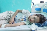 Ánh mắt cầu cứu của bé gái 11 tuổi mắc ung thư thận giai đoạn cuối nhưng gia đình không có tiền cứu chữa