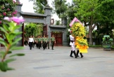 Đoàn đại biểu Thanh tra Bộ Công an dâng hoa, dâng hương tại các địa chỉ đỏ