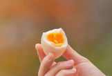 Ăn trứng mỗi ngày, người phụ nữ 54 tuổi nhận 